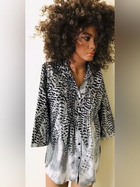 CREATION L Feather Print Blouse Size 6